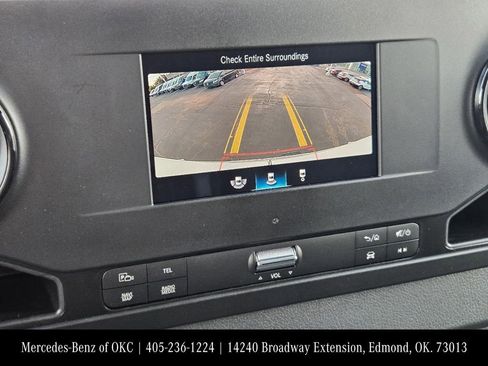 Used 2025 Mercedes-Benz Sprinter 2500 image 17