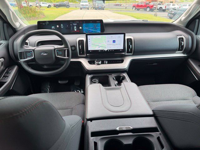 Used 2025 Ford Expedition Max Active RWD image 20