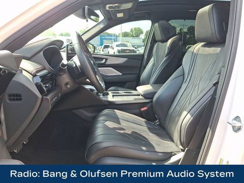 Used 2025 Acura MDX A-Spec AWD/4WD image 2