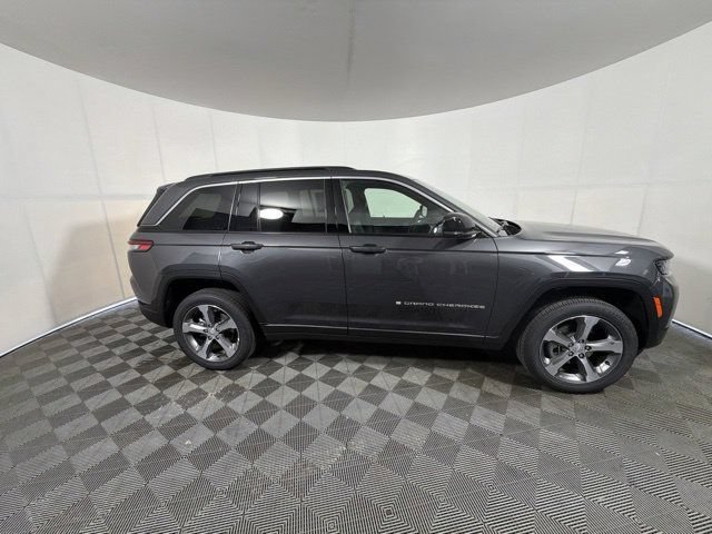 New 2026 Jeep Grand Cherokee Limited w/ Trailer Tow Package AWD/4WD image 15