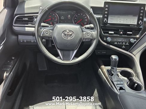 Used 2024 Toyota Camry XSE FWD image 11