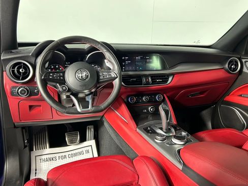 Used 2021 Alfa Romeo Stelvio Ti Sport image 18