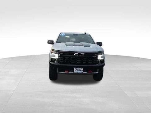 Used 2022 Chevrolet Silverado 1500 ZR2 w/ Technology Package image 3