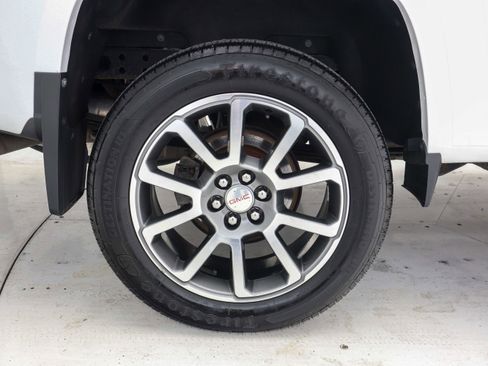 Used 2018 GMC Canyon Denali image 32