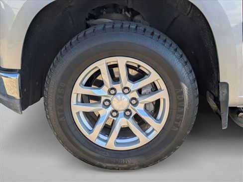 Used 2019 Chevrolet Silverado 1500 LTZ w/ LTZ Convenience Package image 23