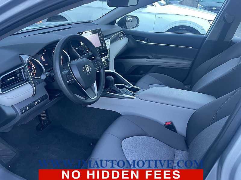 Used 2021 Toyota Camry LE w/ Carpet Mat Package (TMS) AWD/4WD image 2
