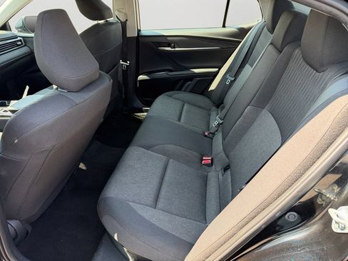 Used 2025 Toyota Camry LE FWD image 15