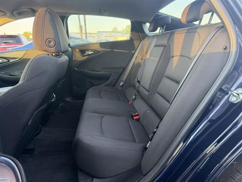 Used 2018 Chevrolet Malibu LT FWD image 20