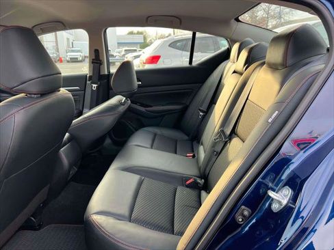 Used 2023 Nissan Altima 2.5 SR image 10