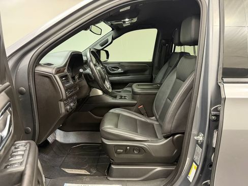 Used 2021 Chevrolet Tahoe Z71 w/ Max Trailering Package AWD/4WD image 5