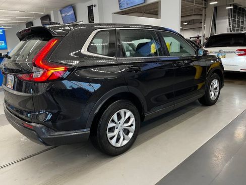 Used 2024 Honda CR-V LX image 3