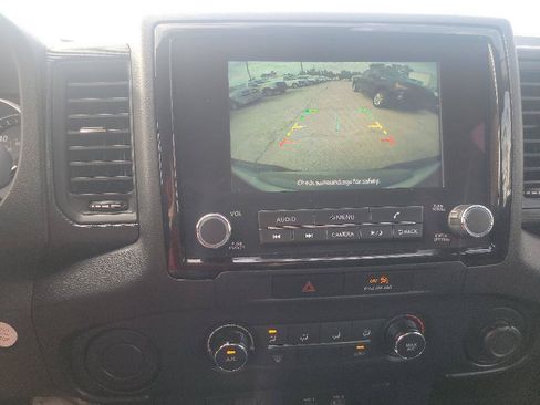 Used 2022 Nissan Frontier S RWD image 16