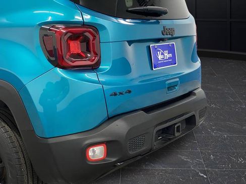 Used 2020 Jeep Renegade Altitude image 32