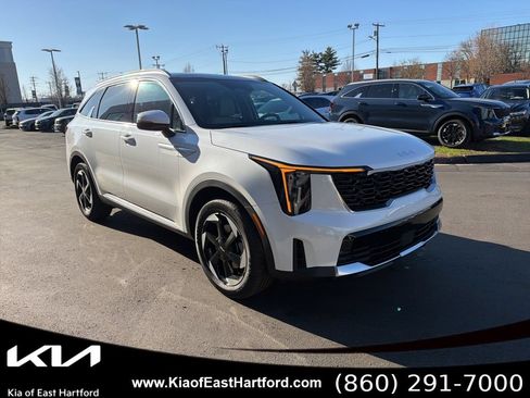 New 2026 Kia Sorento EX w/ EX Premium Package AWD/4WD image 4