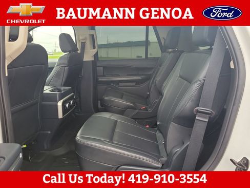 Used 2023 Ford Expedition XLT AWD/4WD image 25