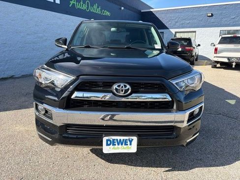 Used 2019 Toyota 4Runner Limited AWD/4WD image 8