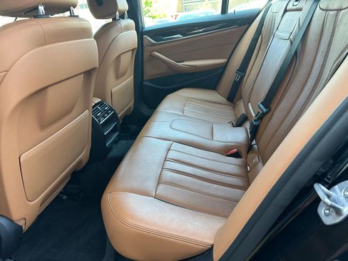 Used 2018 BMW 540i RWD image 10