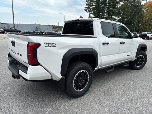 New 2025 Toyota Tacoma TRD Off-Road image 5
