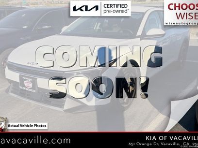 Certified 2025 Kia K4 EX