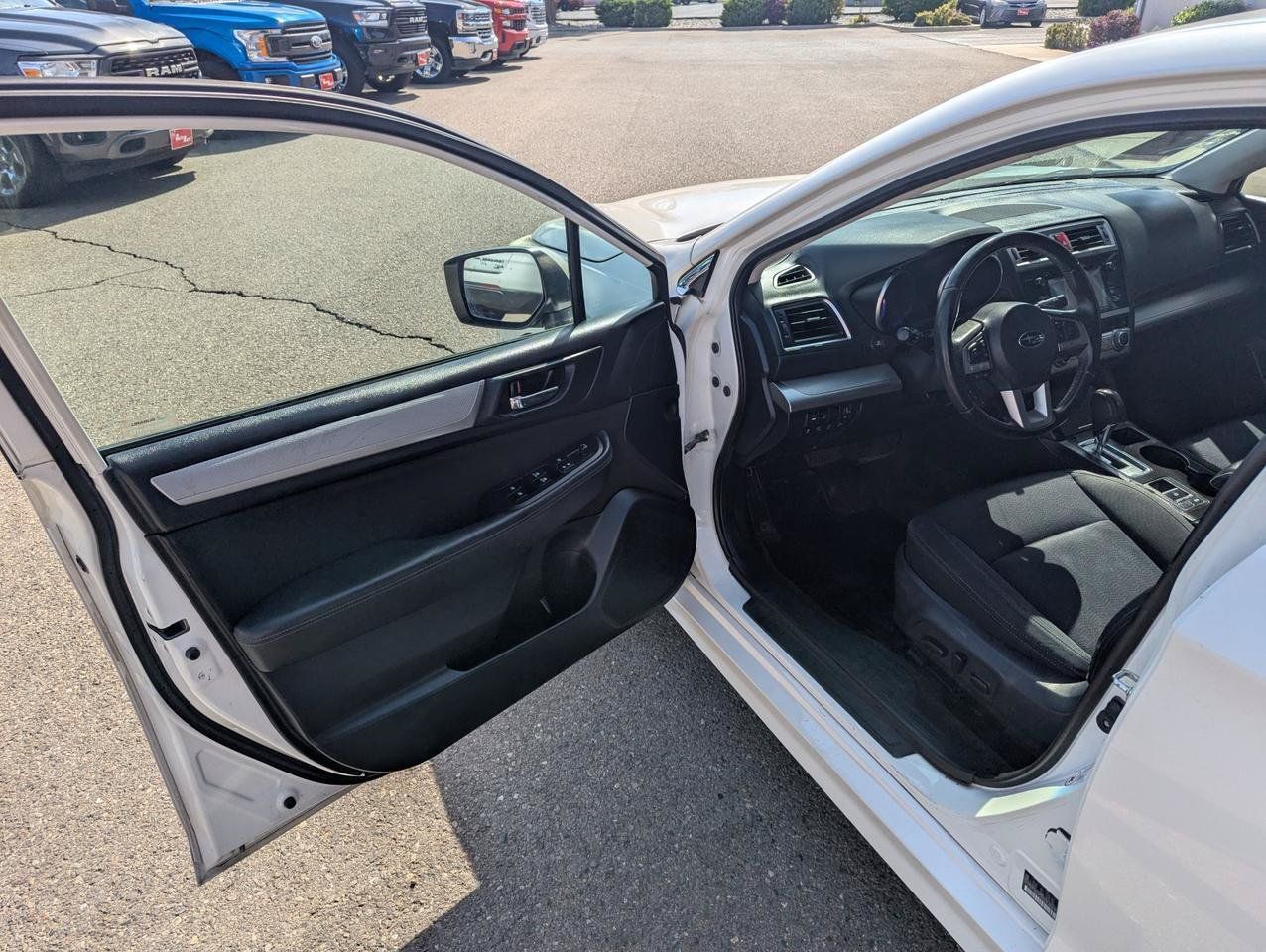 Used 2015 Subaru Legacy 2.5i Premium AWD/4WD image 16