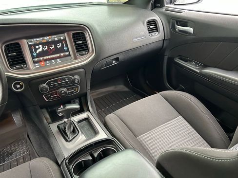 Used 2022 Dodge Charger GT w/ Blacktop Package image 12