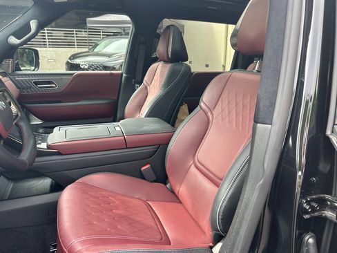 Certified 2026 INFINITI QX80 Autograph AWD/4WD image 11