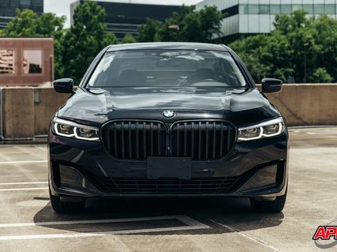 Used 2020 BMW 740i w/ Cold Weather Package RWD image 41