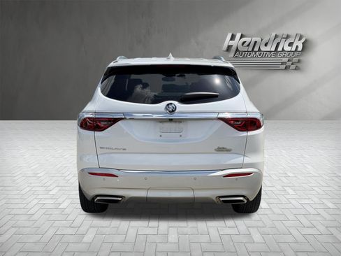 Used 2023 Buick Enclave Essence FWD image 8