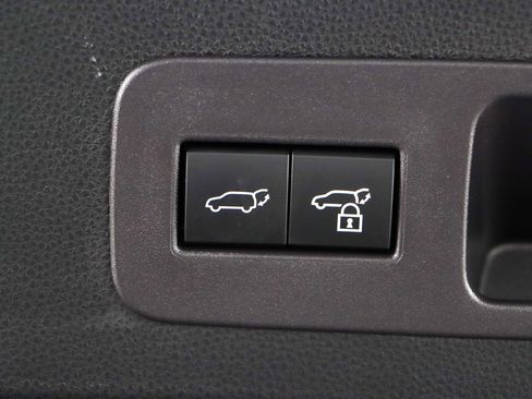 Used 2024 Lexus LX 600 4WD w/ Interior Upgrade Package image 33