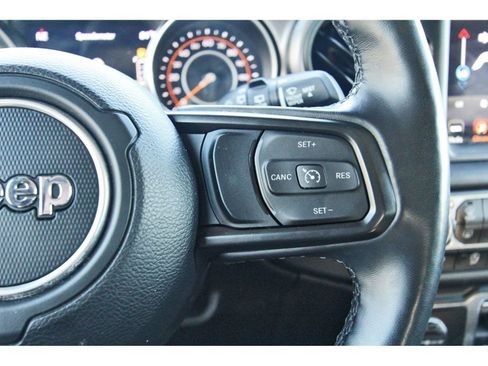 Used 2021 Jeep Wrangler Willys image 22