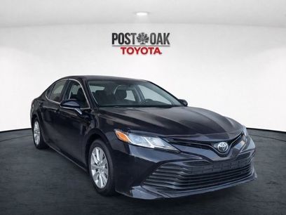 Used 2018 Toyota Camry LE