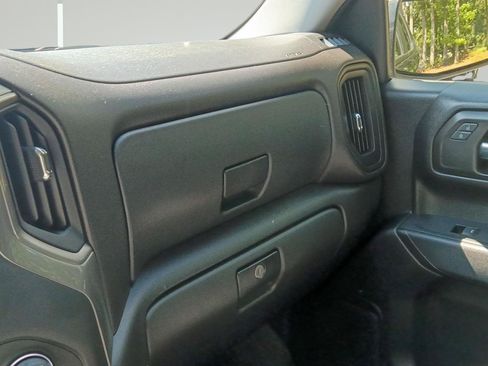 Used 2023 Chevrolet Silverado 1500 Custom AWD/4WD image 19