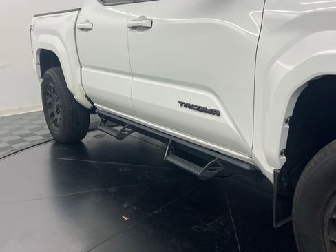 Used 2024 Toyota Tacoma TRD Sport image 6