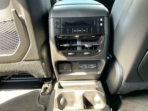 New 2025 Jeep Grand Cherokee L Laredo w/ Luxury Tech Group I image 22