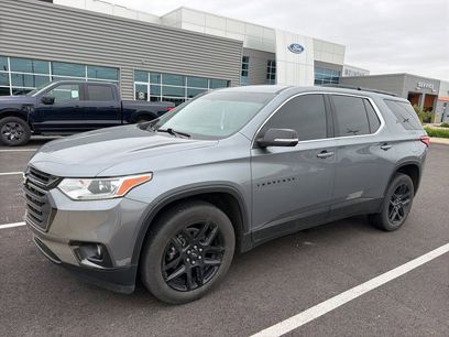 Used 2021 Chevrolet Traverse LT