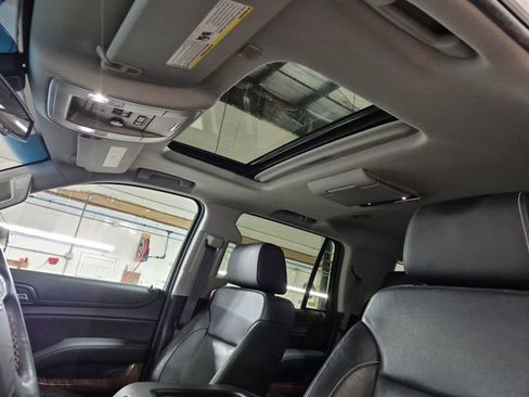 Used 2017 Chevrolet Tahoe Premier AWD/4WD image 18