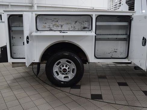 Used 2023 GMC Sierra 2500 Pro w/ Convenience Package image 41