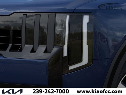 New 2027 Kia Telluride S w/ Towing Package FWD image 10