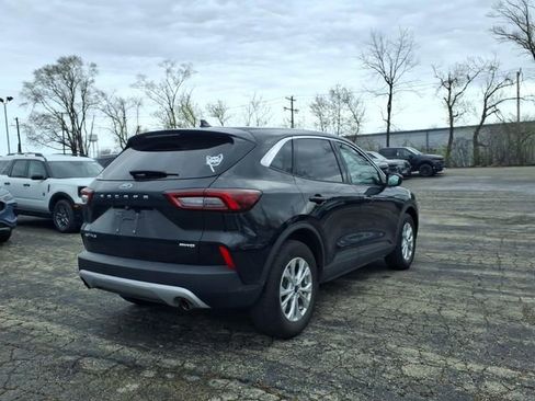Used 2023 Ford Escape Active AWD/4WD image 5