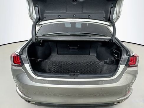 Used 2019 Lexus ES 350 image 31