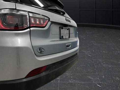 Used 2021 Jeep Compass Altitude image 28