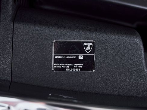 Used 2024 Lamborghini Urus S AWD/4WD image 19