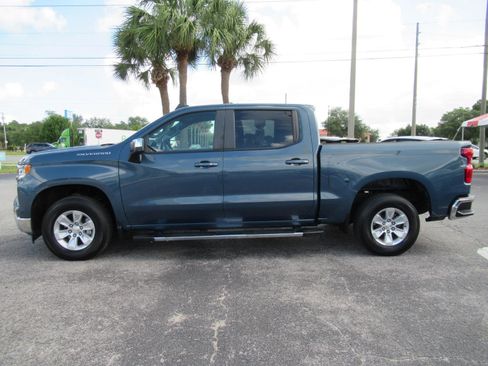 Used 2024 Chevrolet Silverado 1500 LT w/ Convenience Package II RWD image 2