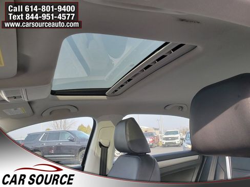 Used 2022 Volkswagen Passat 2.0T SE image 23