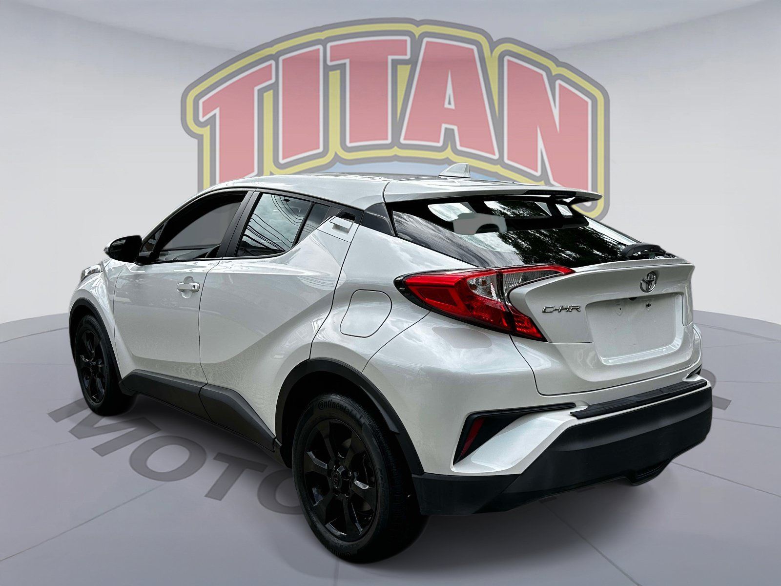 Certified 2019 Toyota C-HR LE FWD image 4