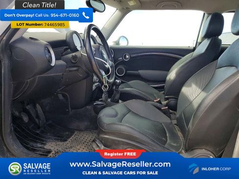 Used 2010 MINI Cooper Clubman Hardtop image 9