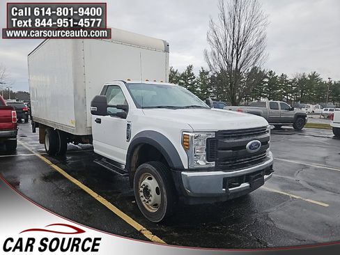 Used 2019 Ford F550 2WD Regular Cab Super Duty image 2