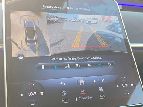 Used 2024 Mercedes-Benz S 580 4MATIC Sedan image 31