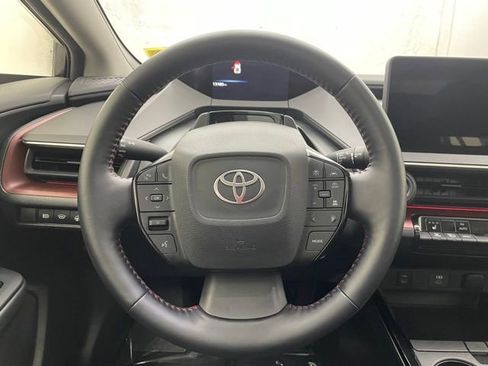 Used 2024 Toyota Prius Prime XSE image 12