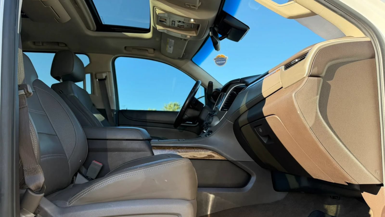 Used 2015 GMC Yukon XL Denali w/ Touring Package RWD image 11